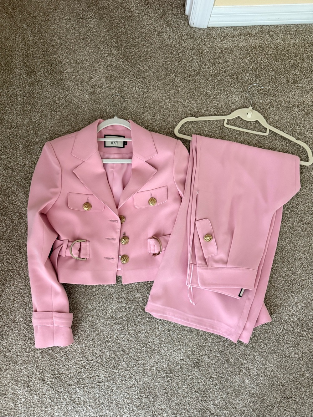 Cropped Pink Women's Jacket & Pants Suit - Classic Tailored Set